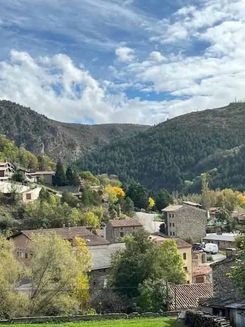 Atico Con Encanto En La Cerdanya Apartment Martinet Exterior photo